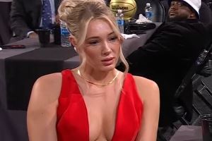 法克的博伊尔斯的女友Kitts?前凸后翘好身材?红衣超吸睛